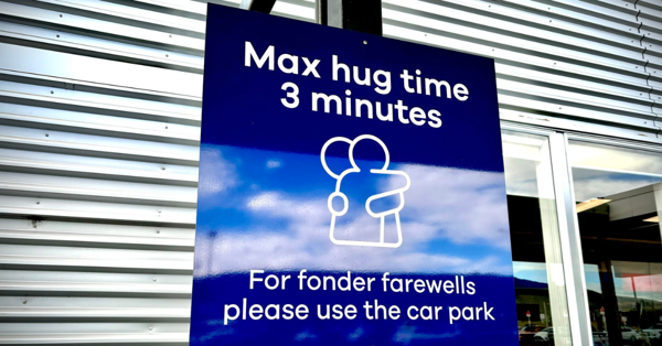 Dunedin Airport Introduces Hug Time Limit